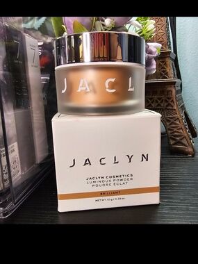 Jaclyn Cosmetics Luminous Powder NIB DISCONTINUED